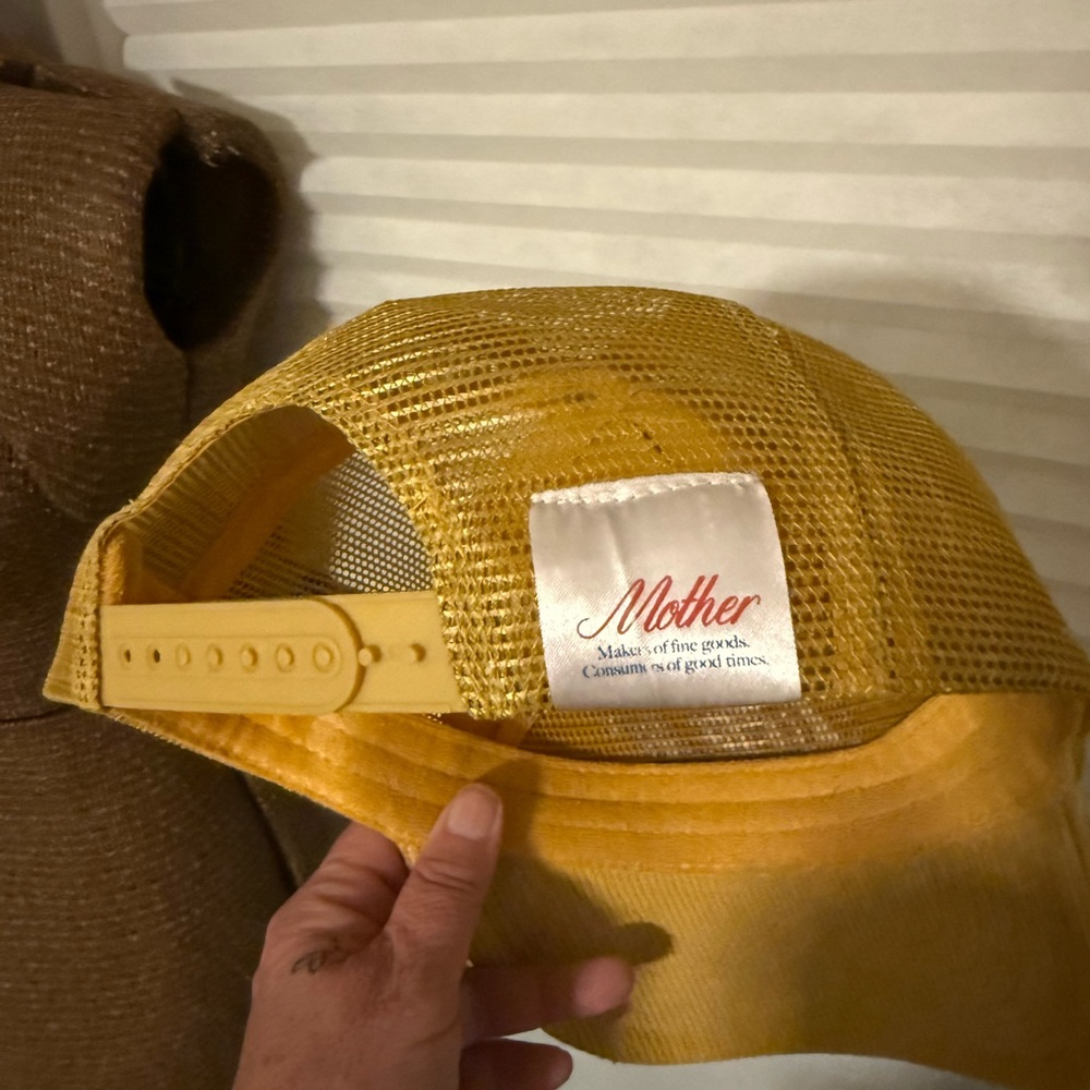 Mother Yellow Mesh Cap